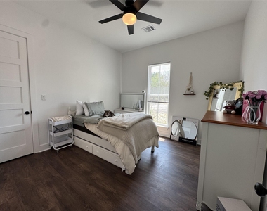 1353 Red Town Rd - Photo Thumbnail 20