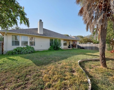 400 Ranier Ln - Photo Thumbnail 31