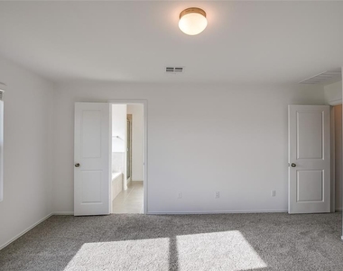 140 Joe Kidd Ln - Photo Thumbnail 15