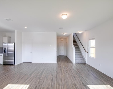 140 Joe Kidd Ln - Photo Thumbnail 4