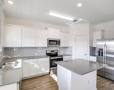 140 Joe Kidd Ln - Photo Thumbnail 9