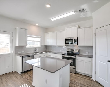 140 Joe Kidd Ln - Photo Thumbnail 8