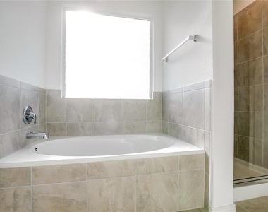 140 Joe Kidd Ln - Photo Thumbnail 18