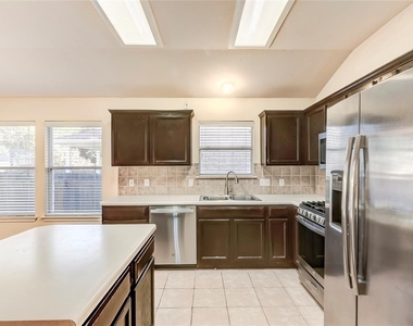 11308 Los Comancheros Rd - Photo Thumbnail 14