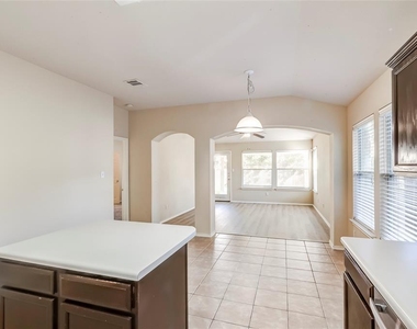 11308 Los Comancheros Rd - Photo Thumbnail 16