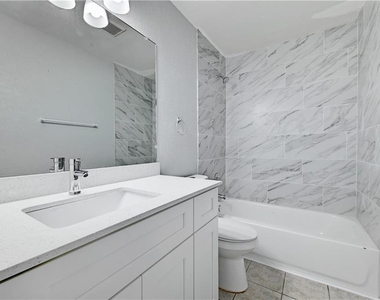 14304 Vandever St - Photo Thumbnail 19
