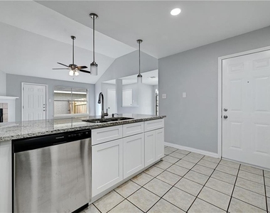14304 Vandever St - Photo Thumbnail 12