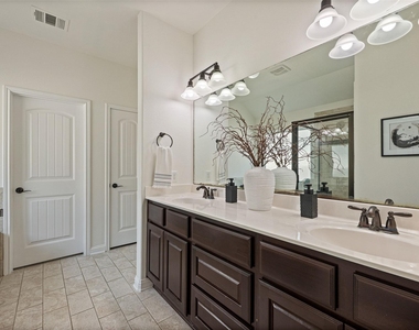 4205 Buckskin Rd - Photo Thumbnail 20