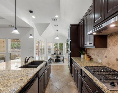 4205 Buckskin Rd - Photo Thumbnail 10