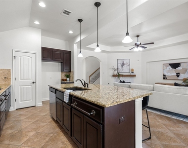 4205 Buckskin Rd - Photo Thumbnail 12
