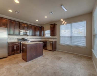 11204 Old Quarry Rd - Photo Thumbnail 7