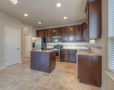 11204 Old Quarry Rd - Photo Thumbnail 8