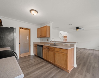 12808 James Madison St - Photo Thumbnail 8