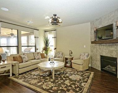 4332 Teravista Club Dr - Photo Thumbnail 3