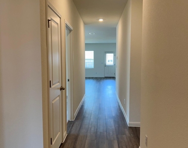 130 Rubrum Rd - Photo Thumbnail 1