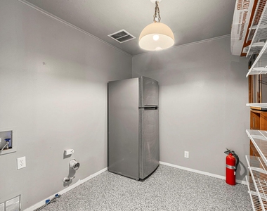 10603 Parkfield Dr - Photo Thumbnail 17