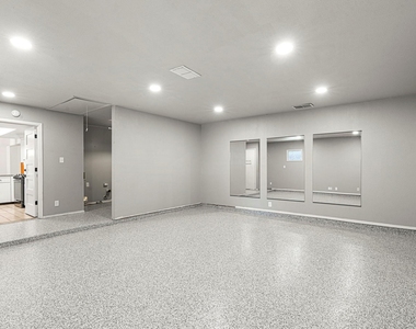10603 Parkfield Dr - Photo Thumbnail 18