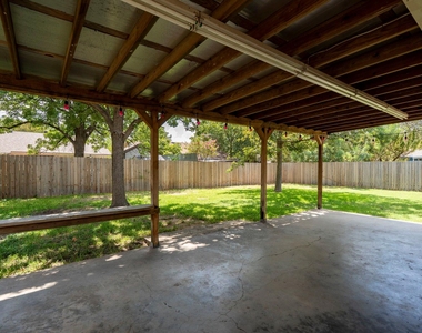 10603 Parkfield Dr - Photo Thumbnail 24