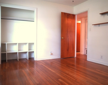 2506 Addison Ave - Photo Thumbnail 8
