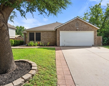 809 Betterman Dr - Photo Thumbnail 1