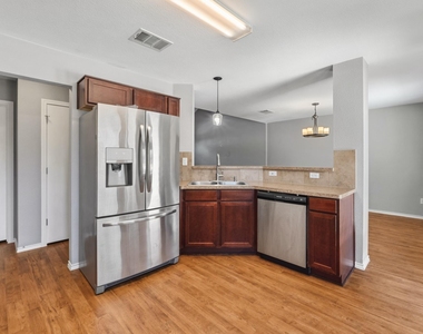 4400 Belfield Ln - Photo Thumbnail 9