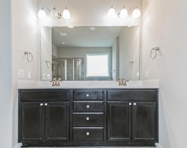 2716 Veranda Fls - Photo Thumbnail 13