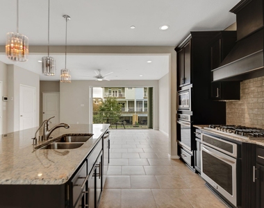 2716 Veranda Fls - Photo Thumbnail 3