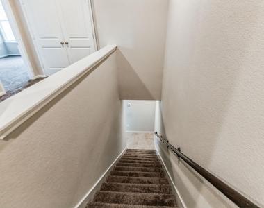 2716 Veranda Fls - Photo Thumbnail 12