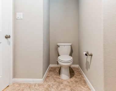 2716 Veranda Fls - Photo Thumbnail 28