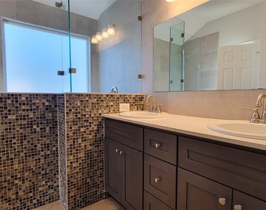 107 Casita Cv - Photo Thumbnail 16