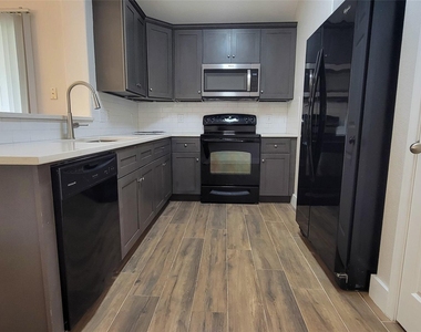 107 Casita Cv - Photo Thumbnail 8