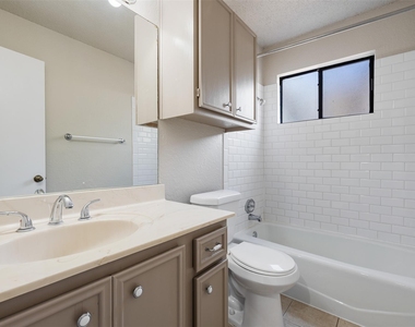 253 Mooring Cir - Photo Thumbnail 25