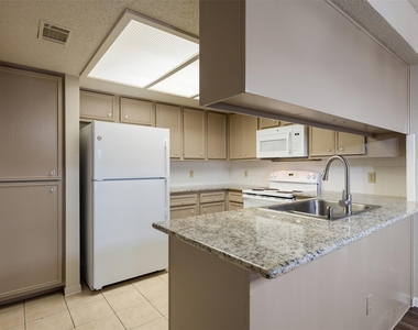 253 Mooring Cir - Photo Thumbnail 12