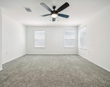 4701 Colmar Dr - Photo Thumbnail 15