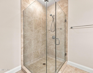 1431 Riverplace Boulevard - Photo Thumbnail 13