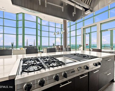 1431 Riverplace Boulevard - Photo Thumbnail 31