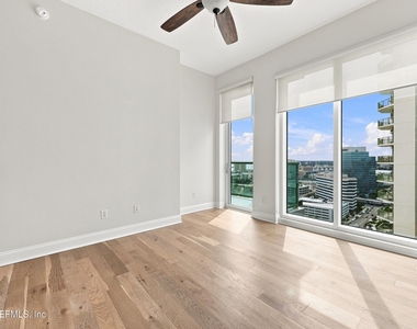1431 Riverplace Boulevard - Photo Thumbnail 21