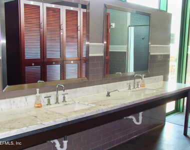 1431 Riverplace Boulevard - Photo Thumbnail 46