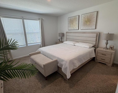 947 Rivertree Place - Photo Thumbnail 19