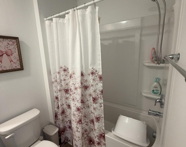 947 Rivertree Place - Photo Thumbnail 33