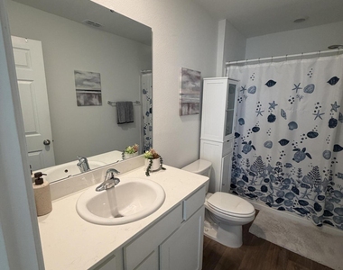 947 Rivertree Place - Photo Thumbnail 20