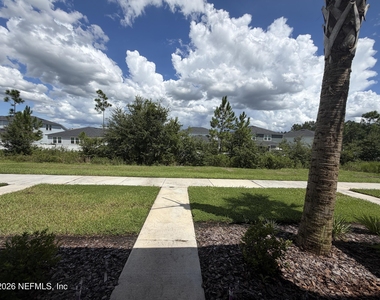 947 Rivertree Place - Photo Thumbnail 38