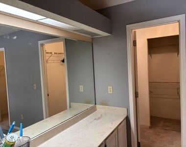 7750 Manassas Court E - Photo Thumbnail 18