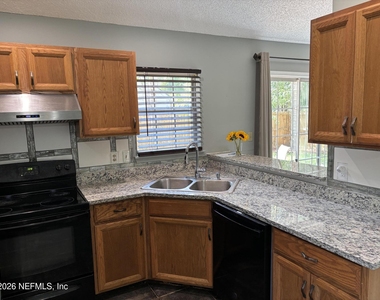 7750 Manassas Court E - Photo Thumbnail 9