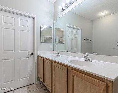2141 Stone Creek Drive - Photo Thumbnail 19