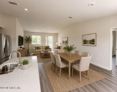135 Hartford Street - Photo Thumbnail 6