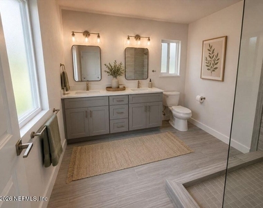 135 Hartford Street - Photo Thumbnail 9