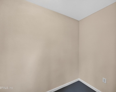 10075 Gate Parkway N - Photo Thumbnail 27