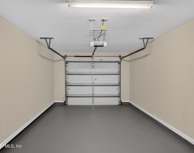 10075 Gate Parkway N - Photo Thumbnail 29