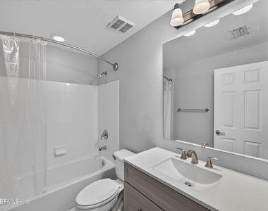 10075 Gate Parkway N - Photo Thumbnail 25
